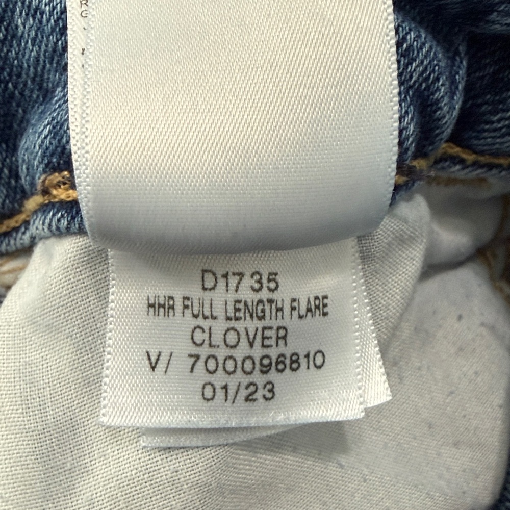 Old Navy Flare Jeans Women’s 4 Higher High Rise Stretch Denim Casual Classic - Picture 6 of 6